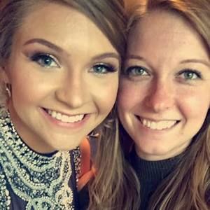 Meet your Posher, Tia